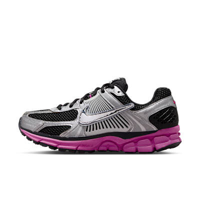 W+NIKE+ZOOM+VOMERO+5.png